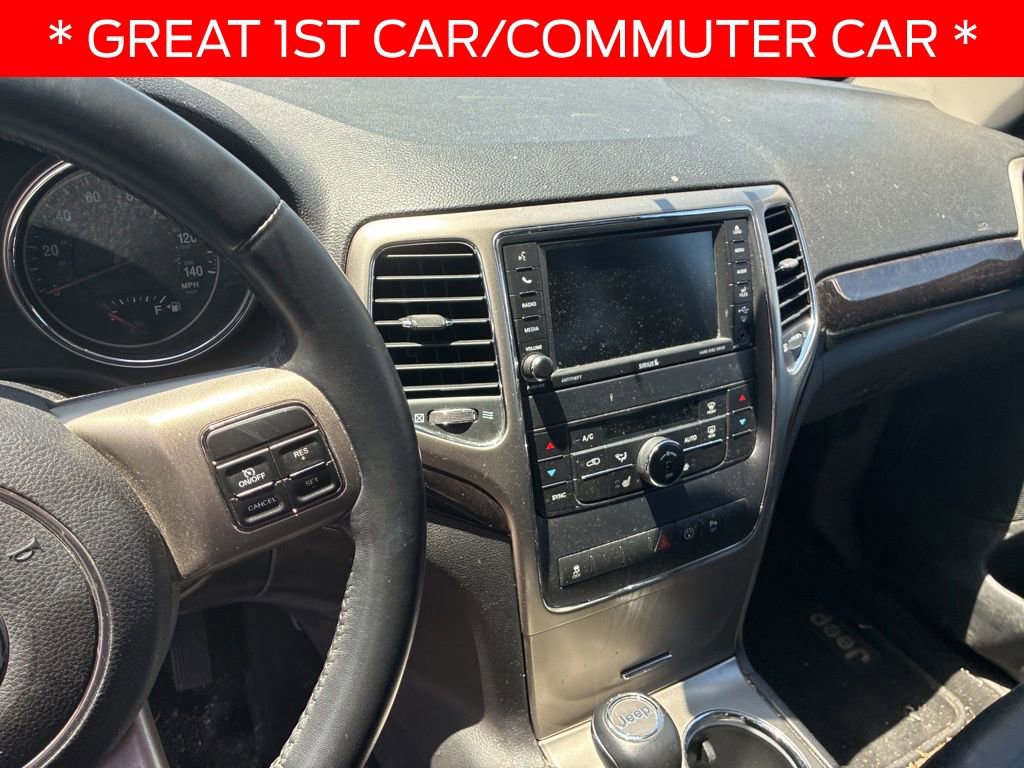 Used 2013 Jeep Grand Cherokee Laredo AWD/4WD image 11