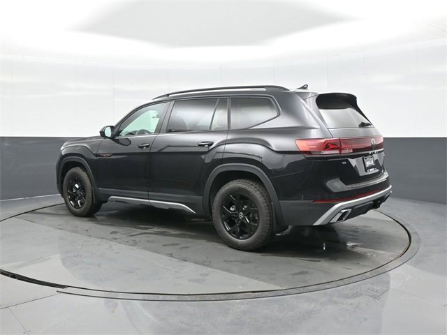 New 2026 Volkswagen Atlas Peak Edition image 5