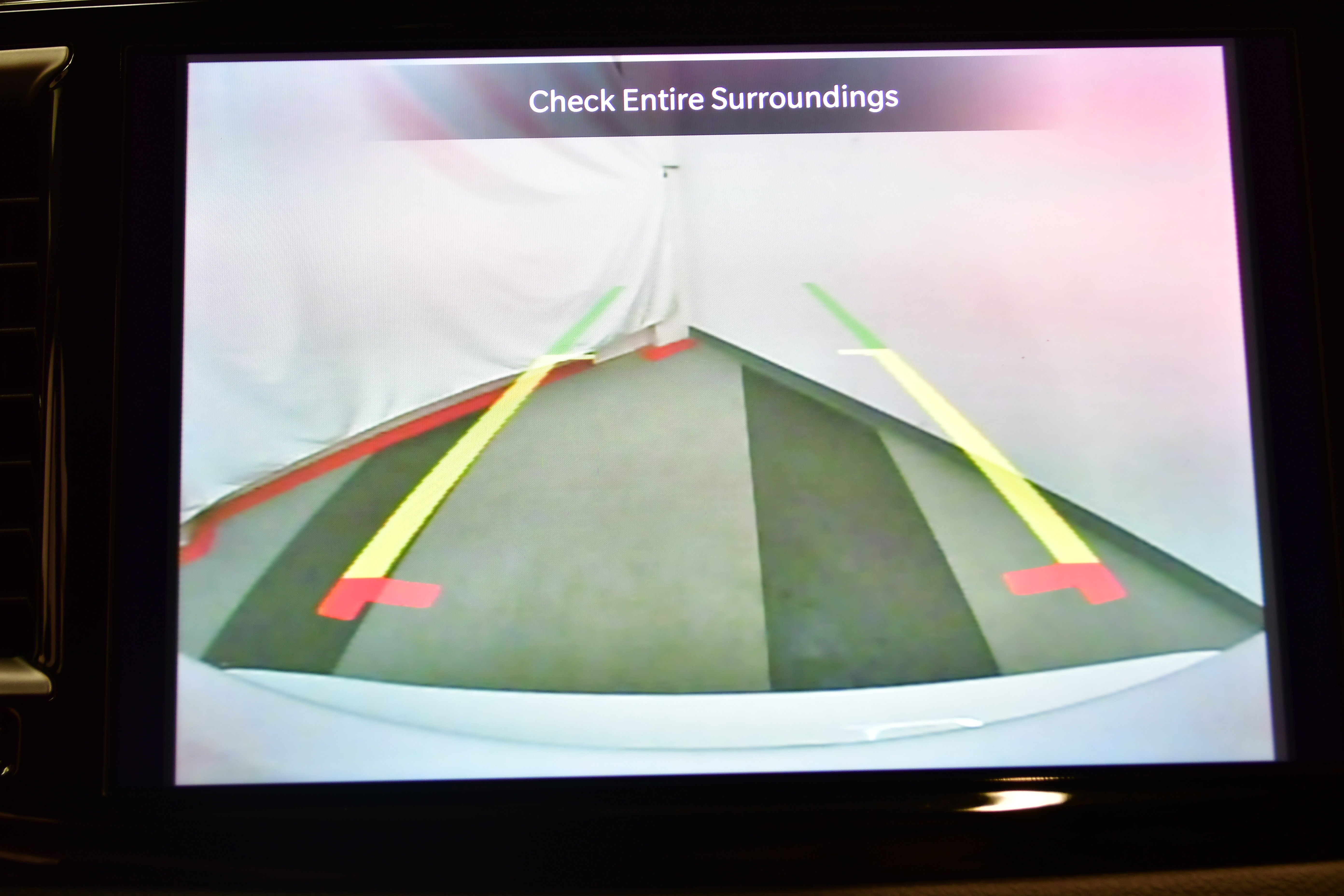 Used 2025 Chrysler Pacifica Select FWD image 28