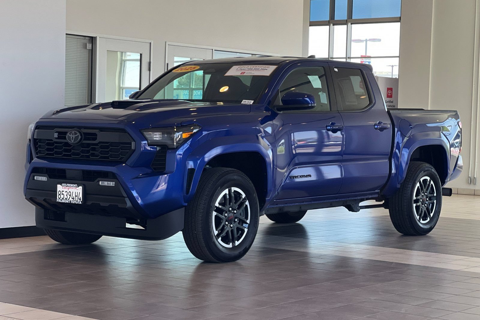 Certified 2025 Toyota Tacoma TRD Sport AWD/4WD image 8