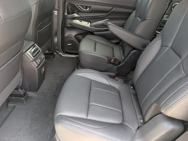 Used 2025 Subaru Ascent Bronze Edition AWD/4WD image 18