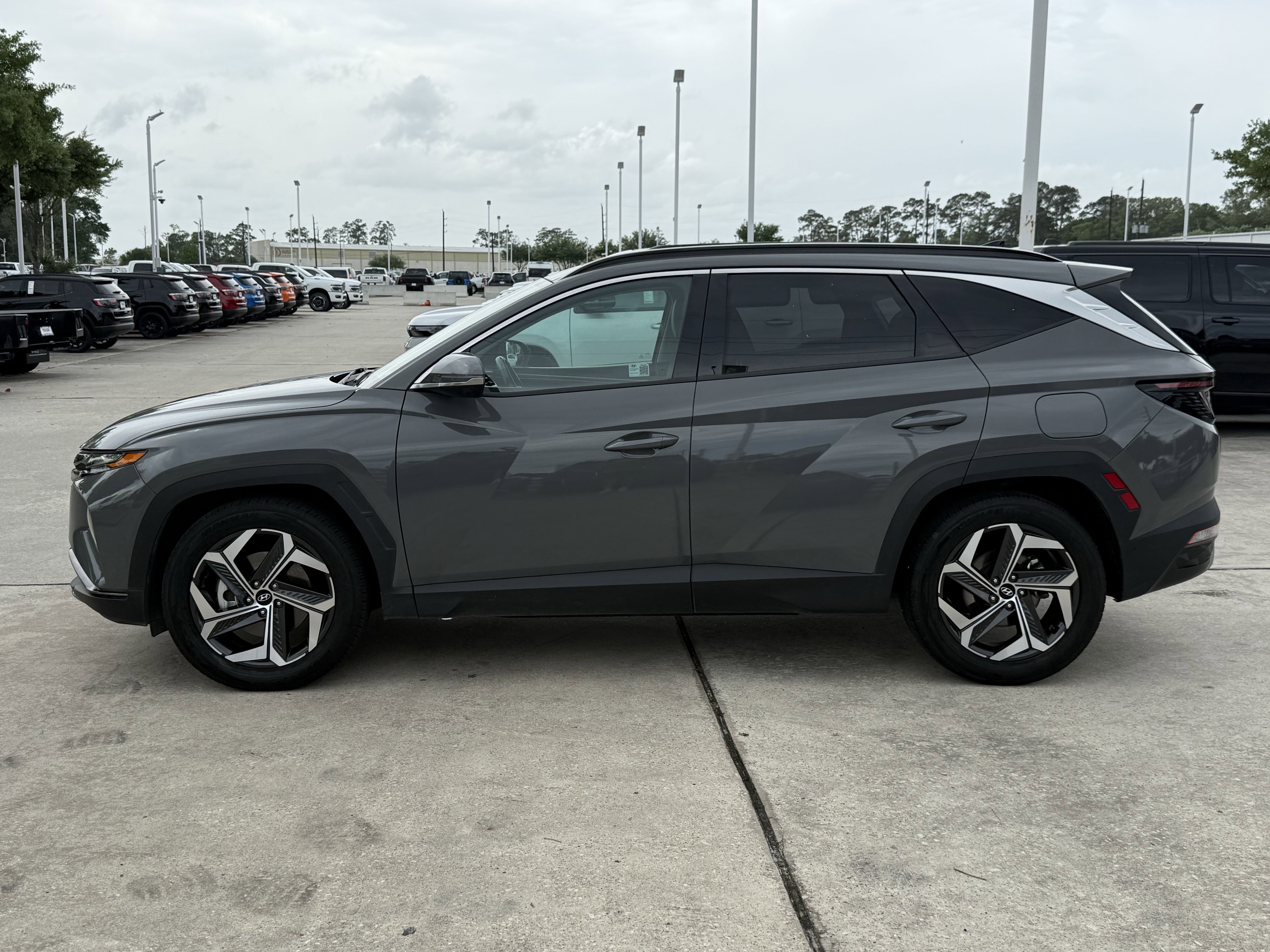 Used 2024 Hyundai Tucson Limited FWD image 8