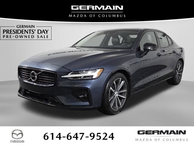 Used 2022 Volvo S60 B5 Momentum