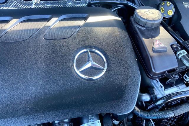 Used 2025 Mercedes-Benz GLB 250 4MATIC image 29