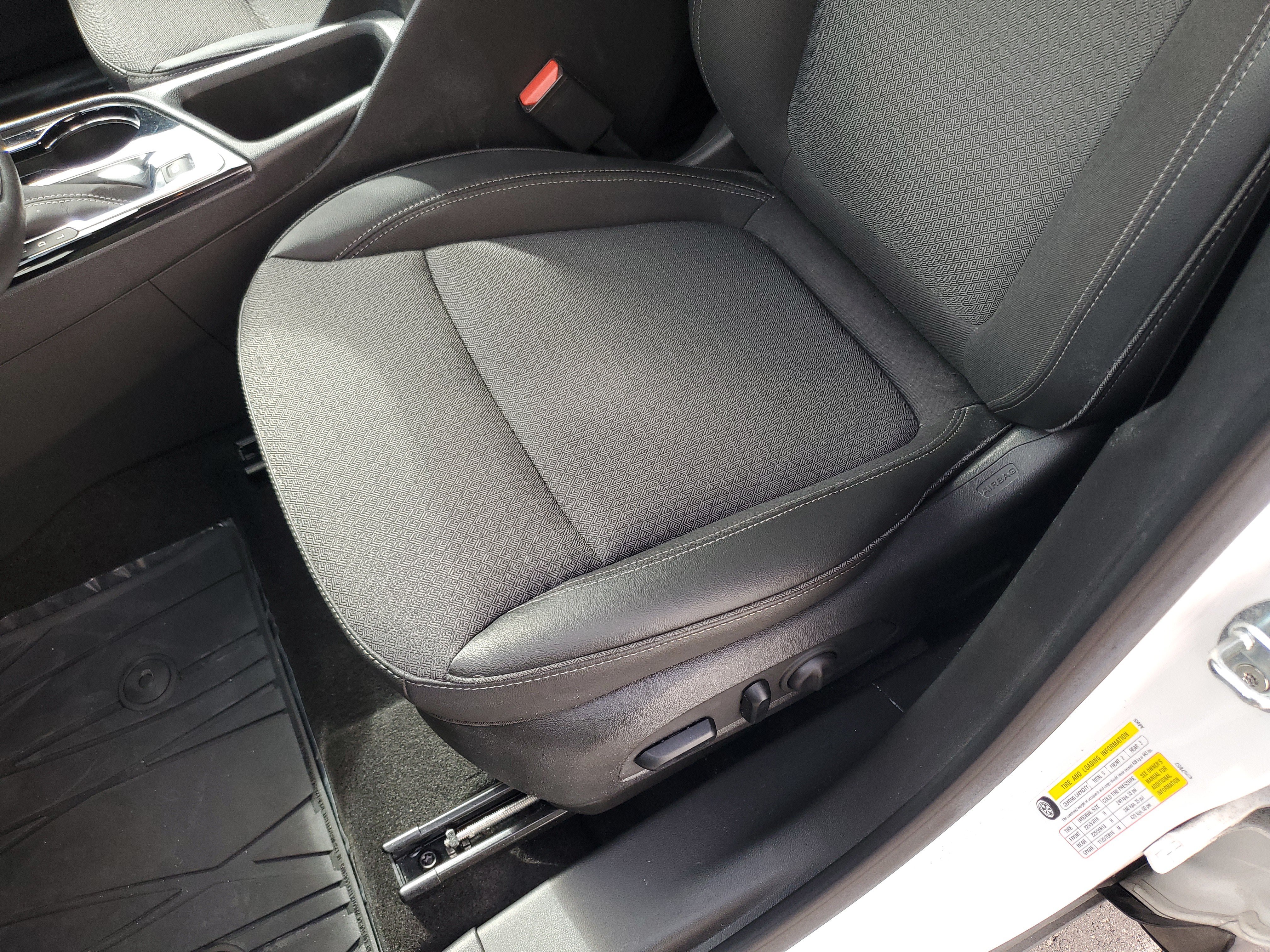 Used 2023 Buick Encore GX Preferred w/ Cold Weather Comfort Package AWD/4WD image 19