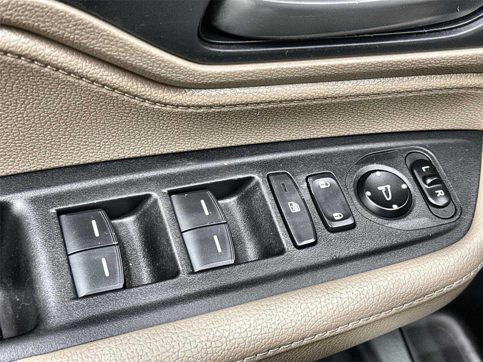 Used 2018 Honda Odyssey EX-L image 12