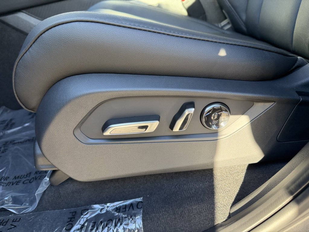 New 2026 Acura MDX SH-AWD image 13