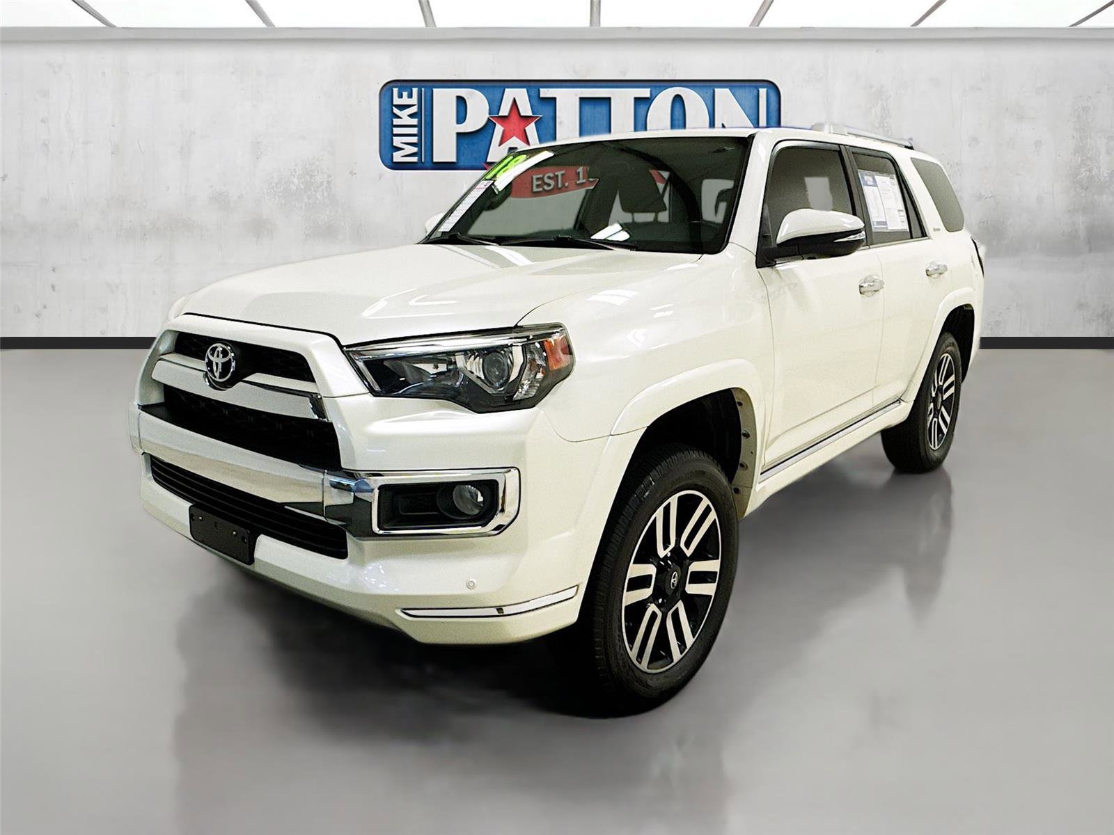 Used 2018 Toyota 4Runner Limited image 3