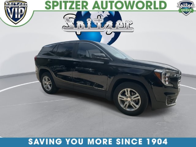 Used 2024 GMC Terrain SLE FWD image 3