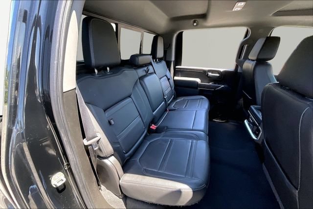 Used 2022 GMC Sierra 3500 Denali w/ Denali Ultimate Package AWD/4WD image 17