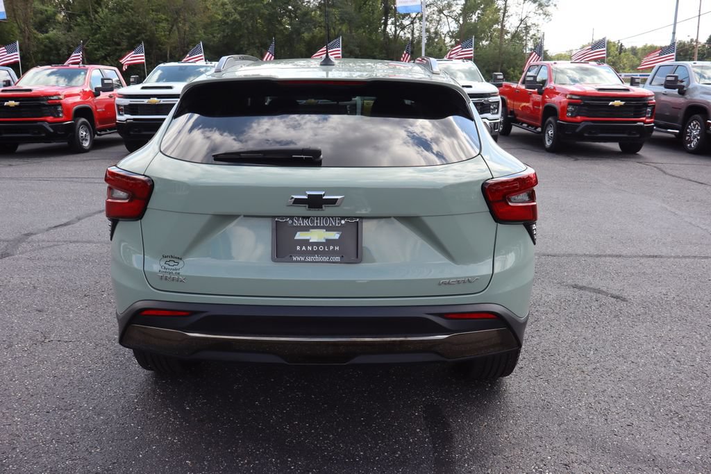 Used 2024 Chevrolet Trax ACTIV w/ Driver Confidence Package FWD image 32