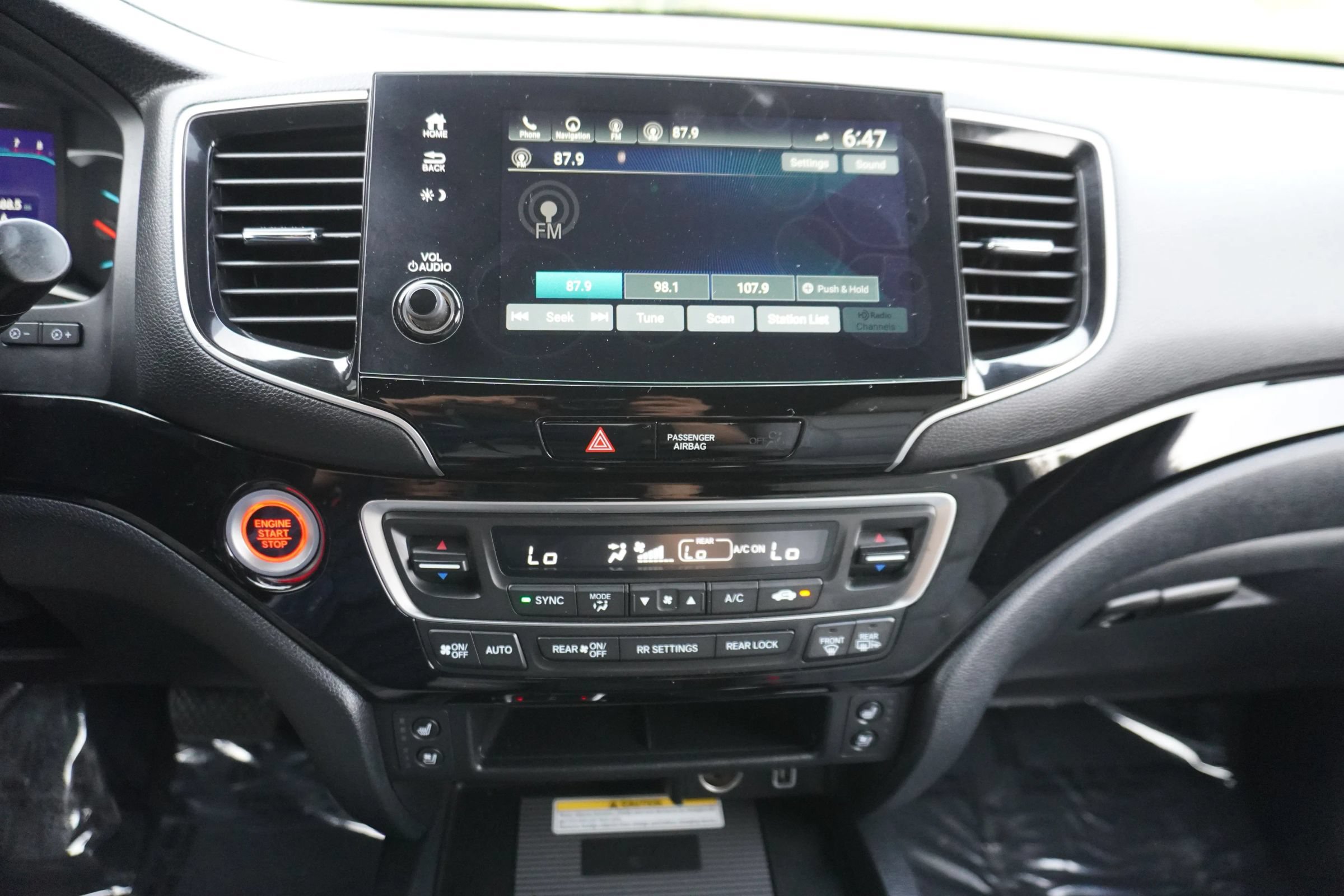 Used 2021 Honda Passport Elite image 19