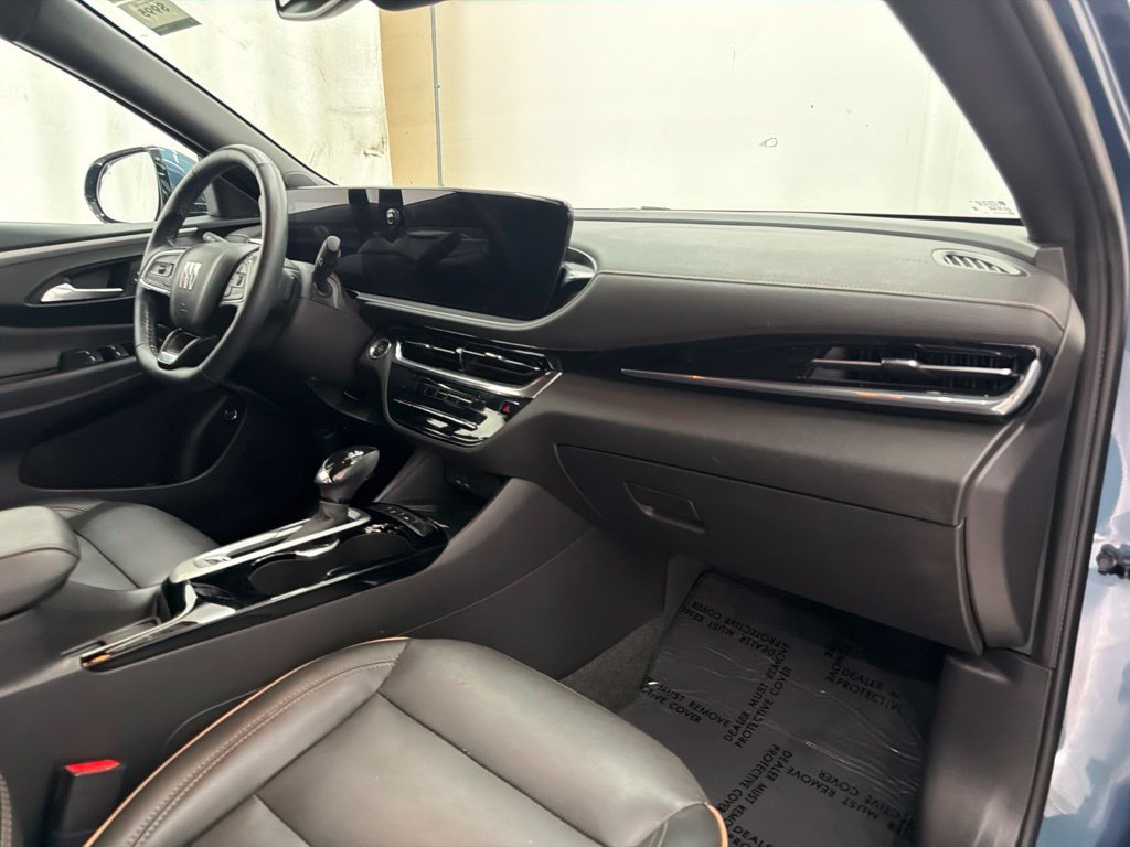 Used 2024 Buick Envista Avenir FWD image 29