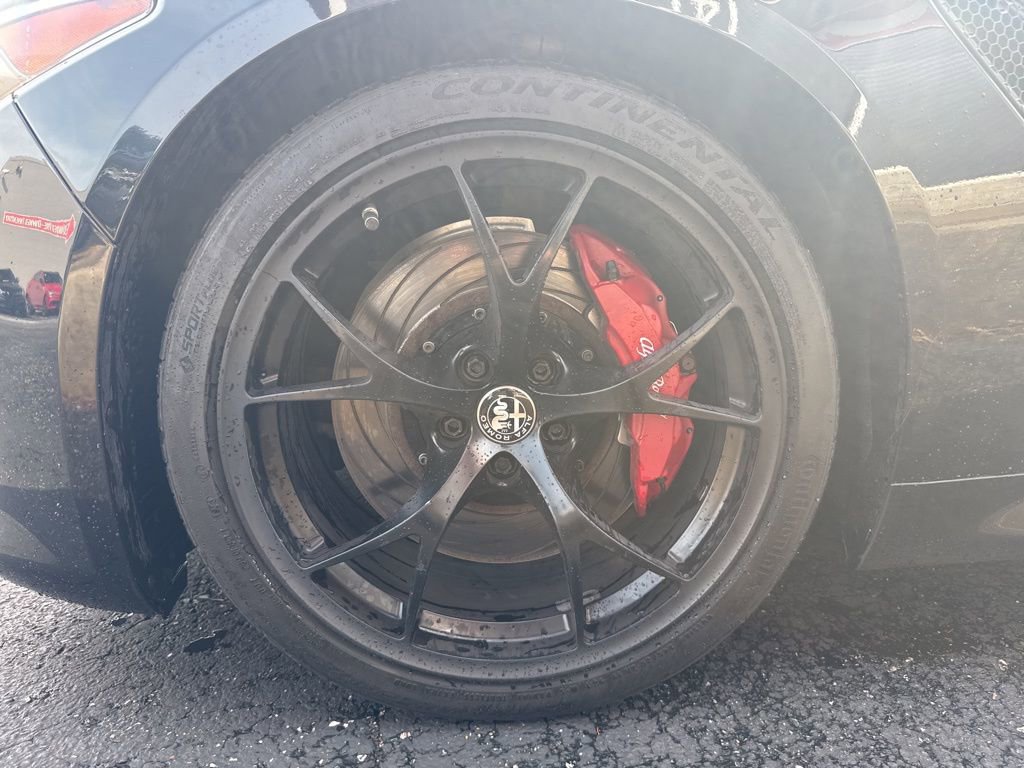 Used 2018 Alfa Romeo Giulia Quadrifoglio image 23