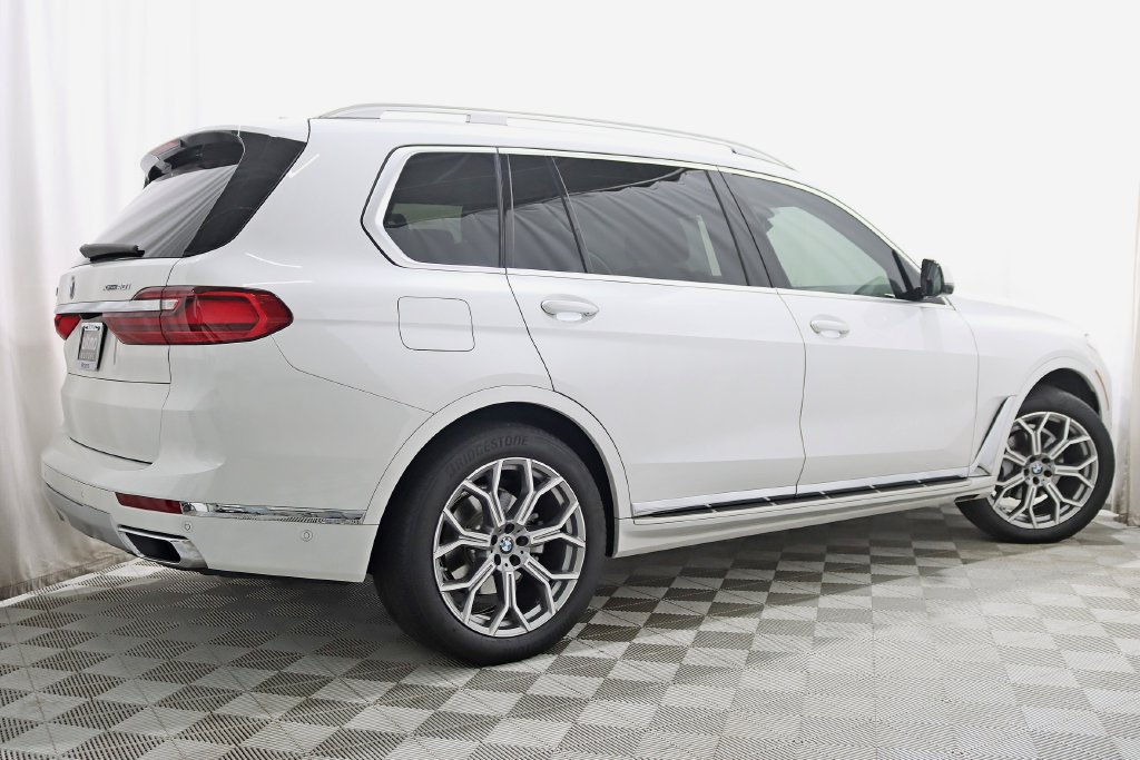 Used 2022 BMW X7 xDrive40i w/ Premium Package AWD/4WD image 8
