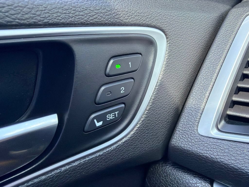 Used 2019 Acura TLX w/ Technology & A-SPEC Package FWD image 21