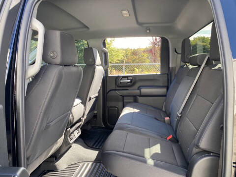 New 2026 Chevrolet Silverado 2500 Custom w/ Custom Value Package image 24