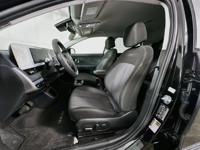 Used 2024 Hyundai Ioniq 5 SEL AWD/4WD image 17