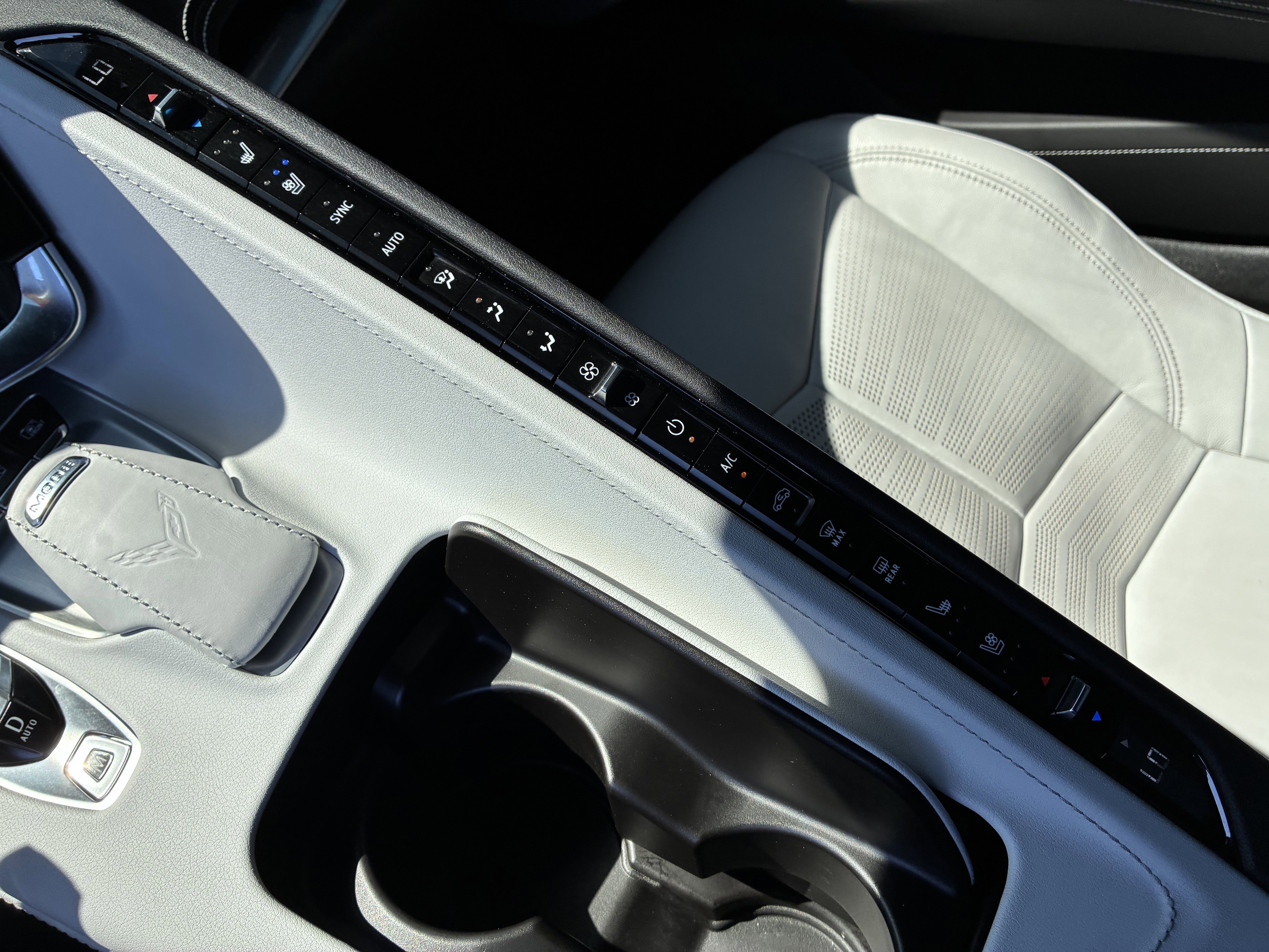 Used 2023 Chevrolet Corvette Stingray Preferred Conv w/ Z51 Performance Package RWD image 36