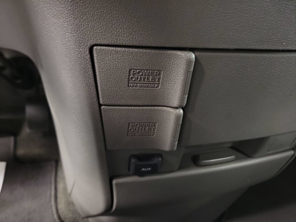 Used 2012 Honda Odyssey EX image 19