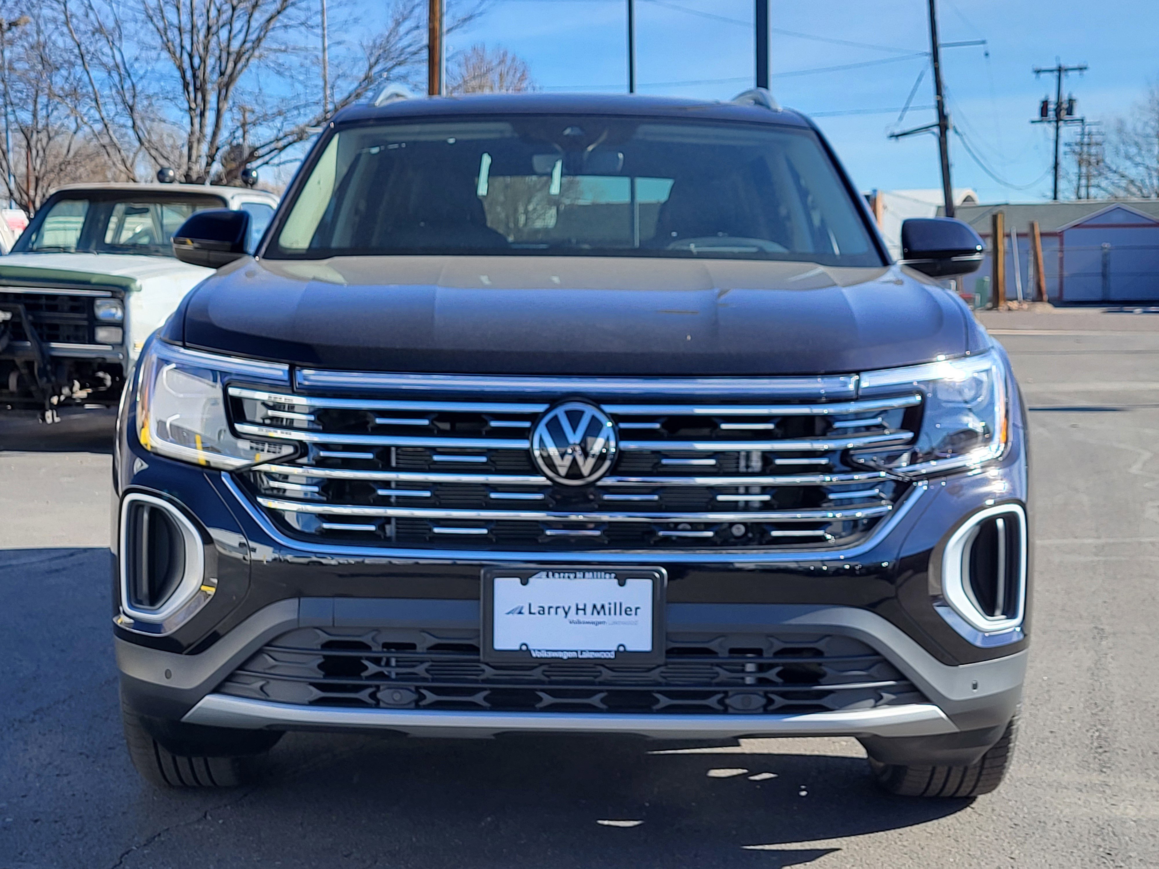 New 2026 Volkswagen Atlas SEL image 9