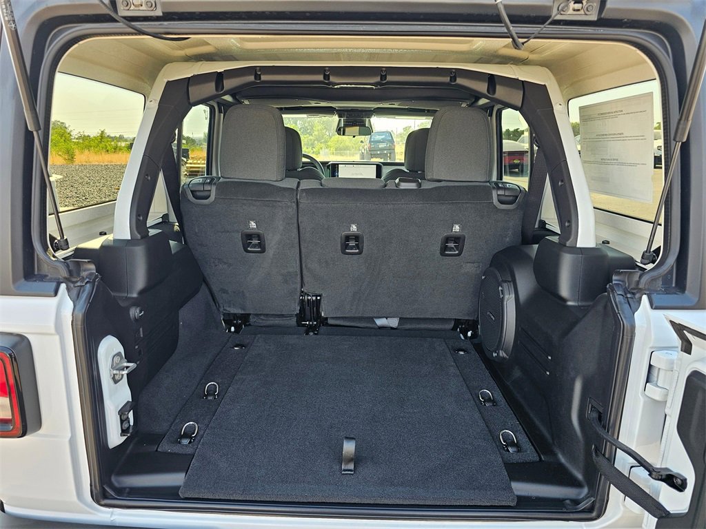 New 2025 Jeep Wrangler Sport S image 30