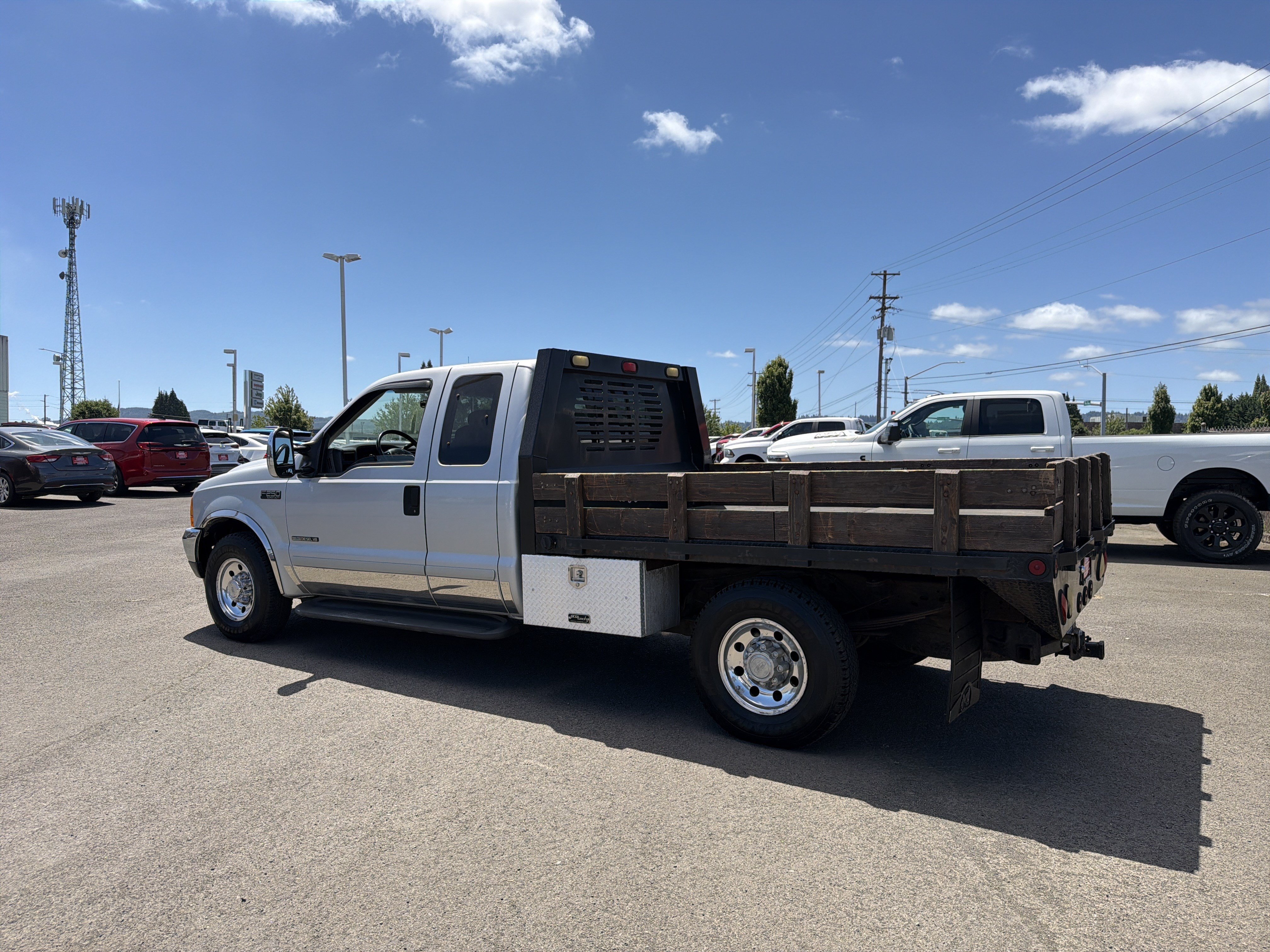 Used 2001 Ford F250 XLT RWD image 3