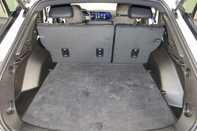 Used 2024 Chevrolet Equinox EV LT image 19