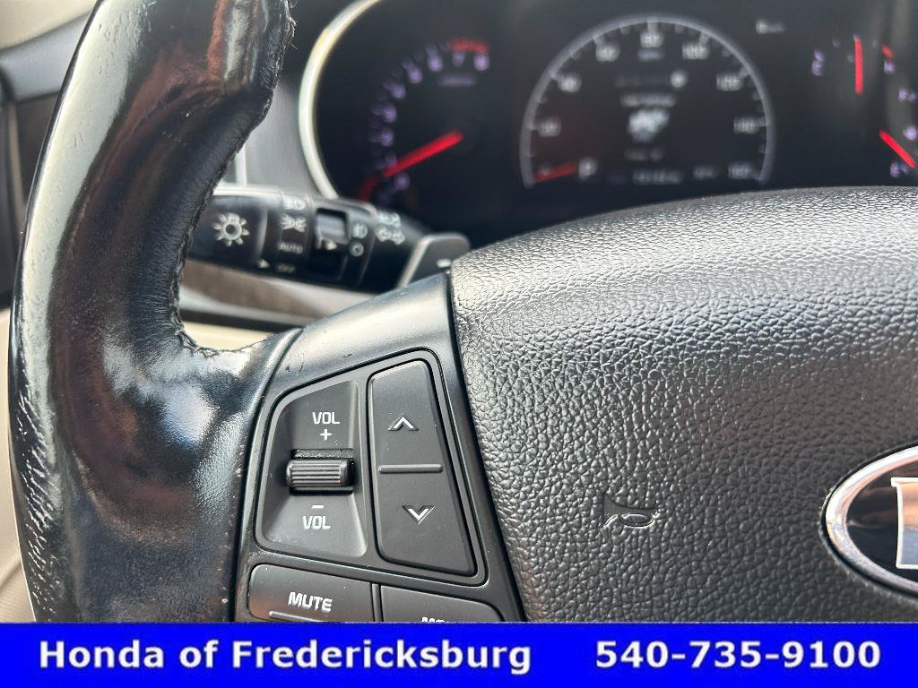 Used 2015 Kia Cadenza Premium w/ Technology Package FWD image 17