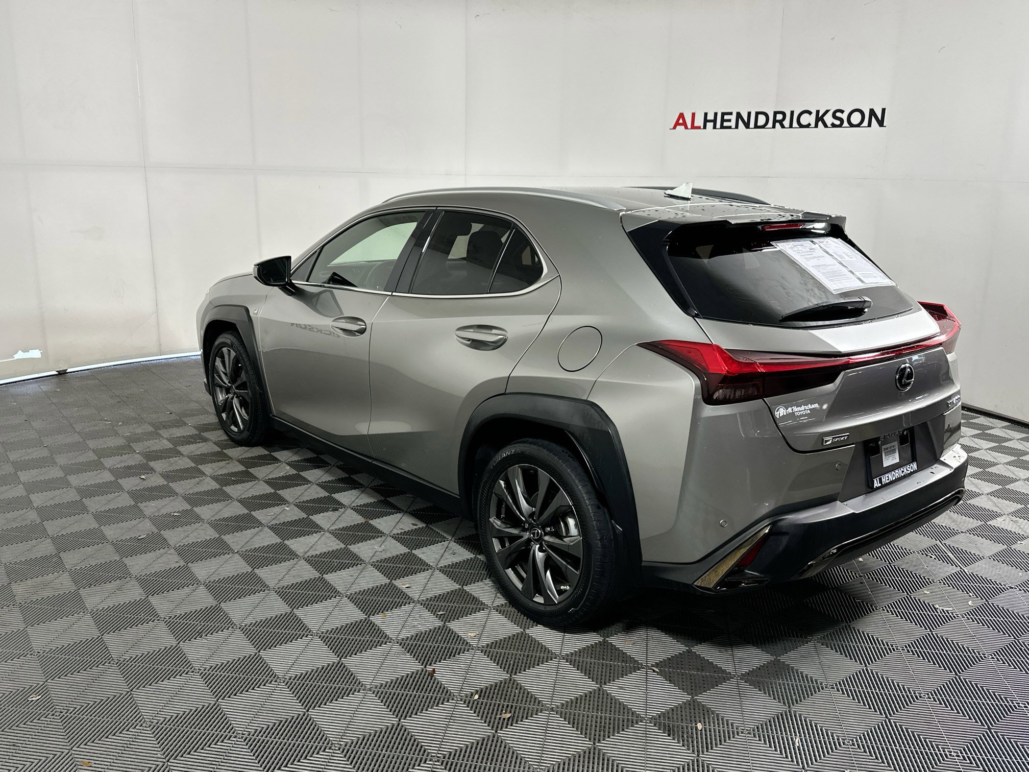 Used 2019 Lexus UX 200 F Sport image 5