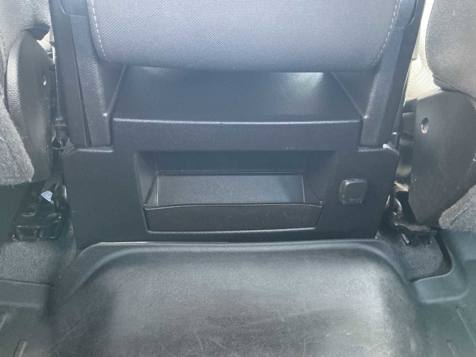 Used 2019 GMC Sierra 2500 SLE w/ SLE Preferred Package image 16