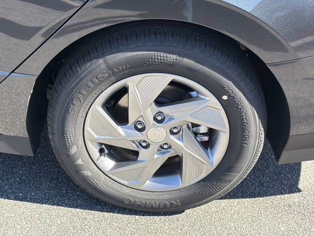 New 2026 Hyundai Sonata SE FWD image 19