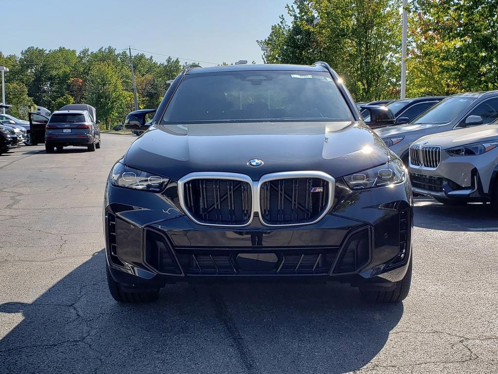New 2026 BMW X5 M60i image 2