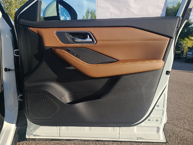 New 2026 Nissan Rogue Platinum AWD/4WD image 26