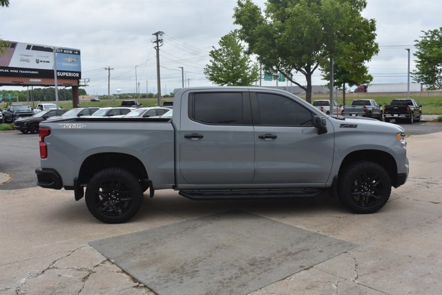 Used 2024 Chevrolet Silverado 1500 LT Trail Boss w/ Convenience Package II image 4