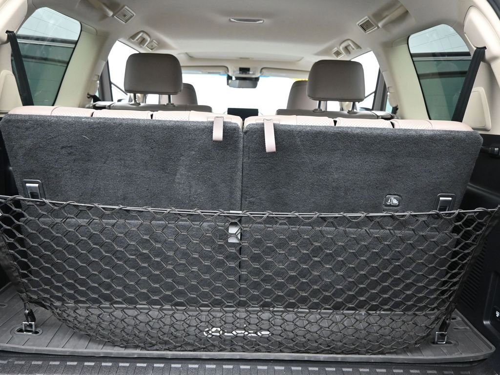 Used 2023 Lexus GX 460 Luxury w/ Sport Design Package image 17