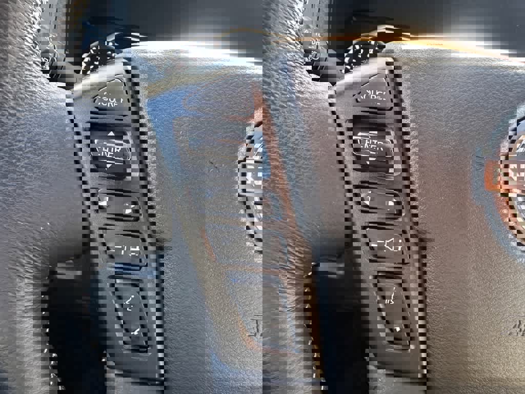 Used 2023 Nissan Frontier SV w/ SV Convenience Package image 19