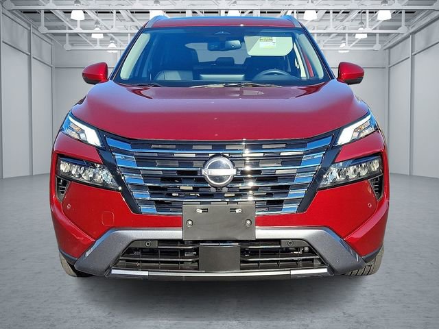 Used 2024 Nissan Rogue SL w/ SL Premium Package image 2