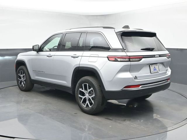 Used 2023 Jeep Grand Cherokee Limited image 6