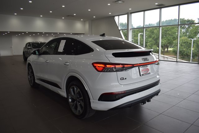 Used 2023 Audi Q4 e-tron Premium Plus w/ Premium Plus AWD/4WD image 5