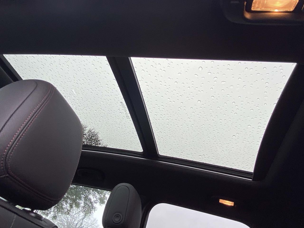 Used 2021 Chevrolet TrailBlazer RS w/ Sun and Liftgate Package image 13