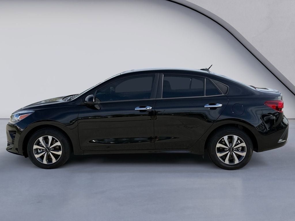 Used 2023 Kia Rio S w/ Technology Package image 2