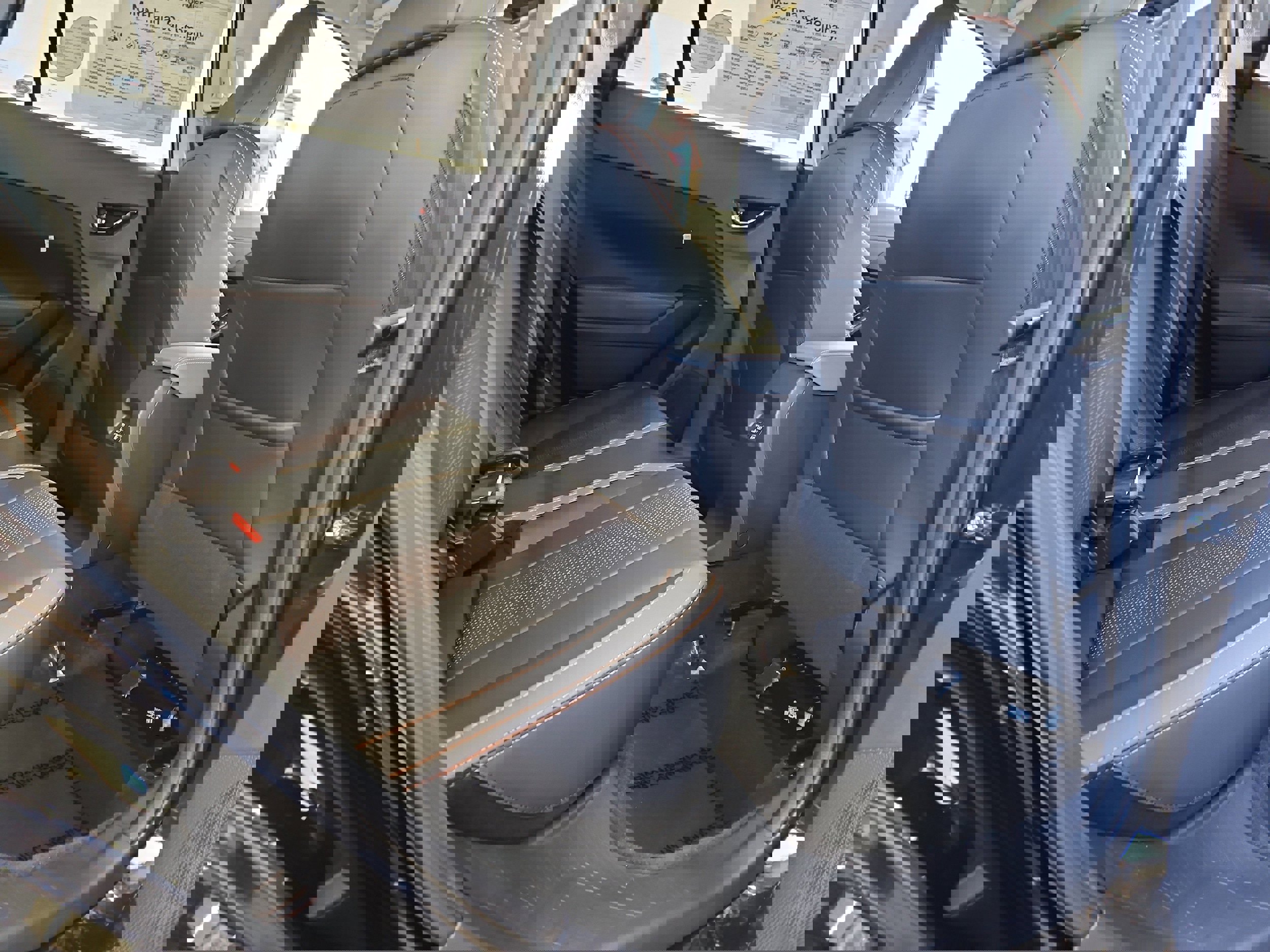 New 2025 Subaru Crosstrek 2.5i Limited w/ Popular Package #4A image 10