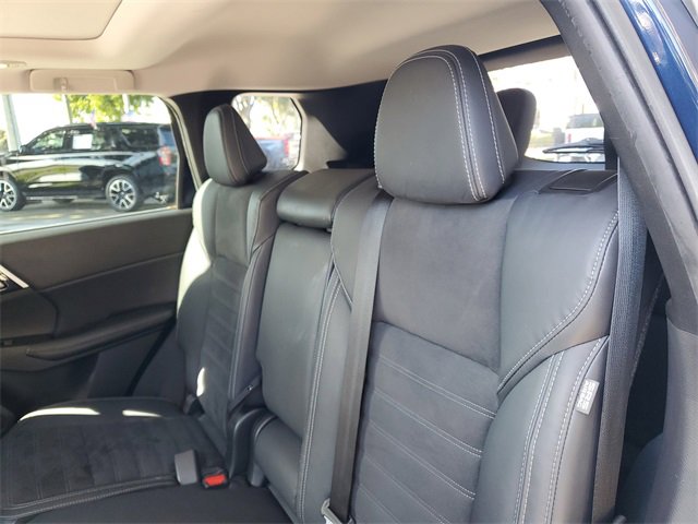 Used 2022 Mitsubishi Outlander SE image 14