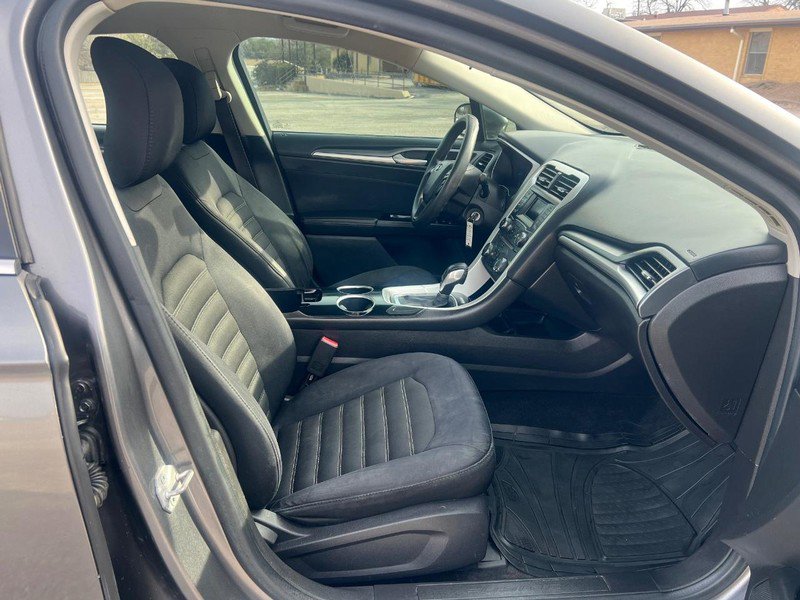 Used 2014 Ford Fusion SE image 10