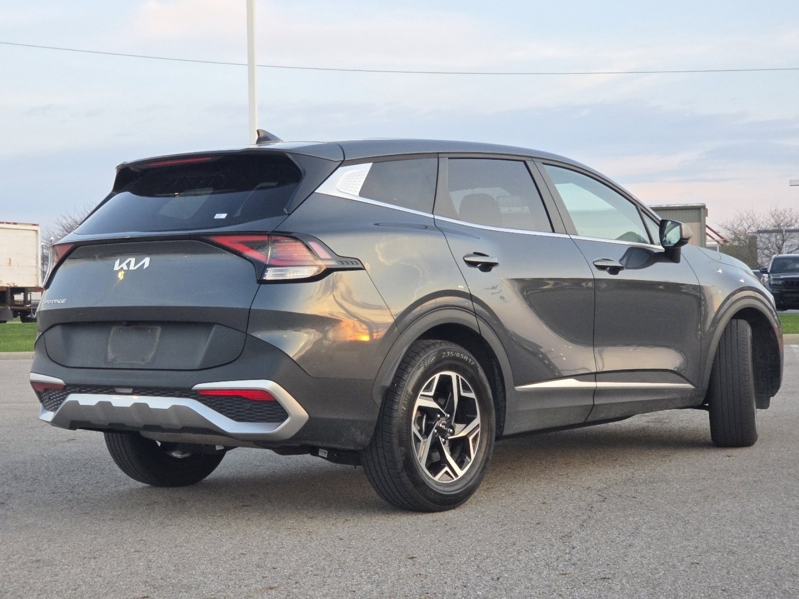Used 2023 Kia Sportage LX image 16