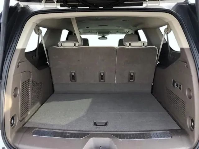 Used 2022 GMC Yukon XL Denali image 36