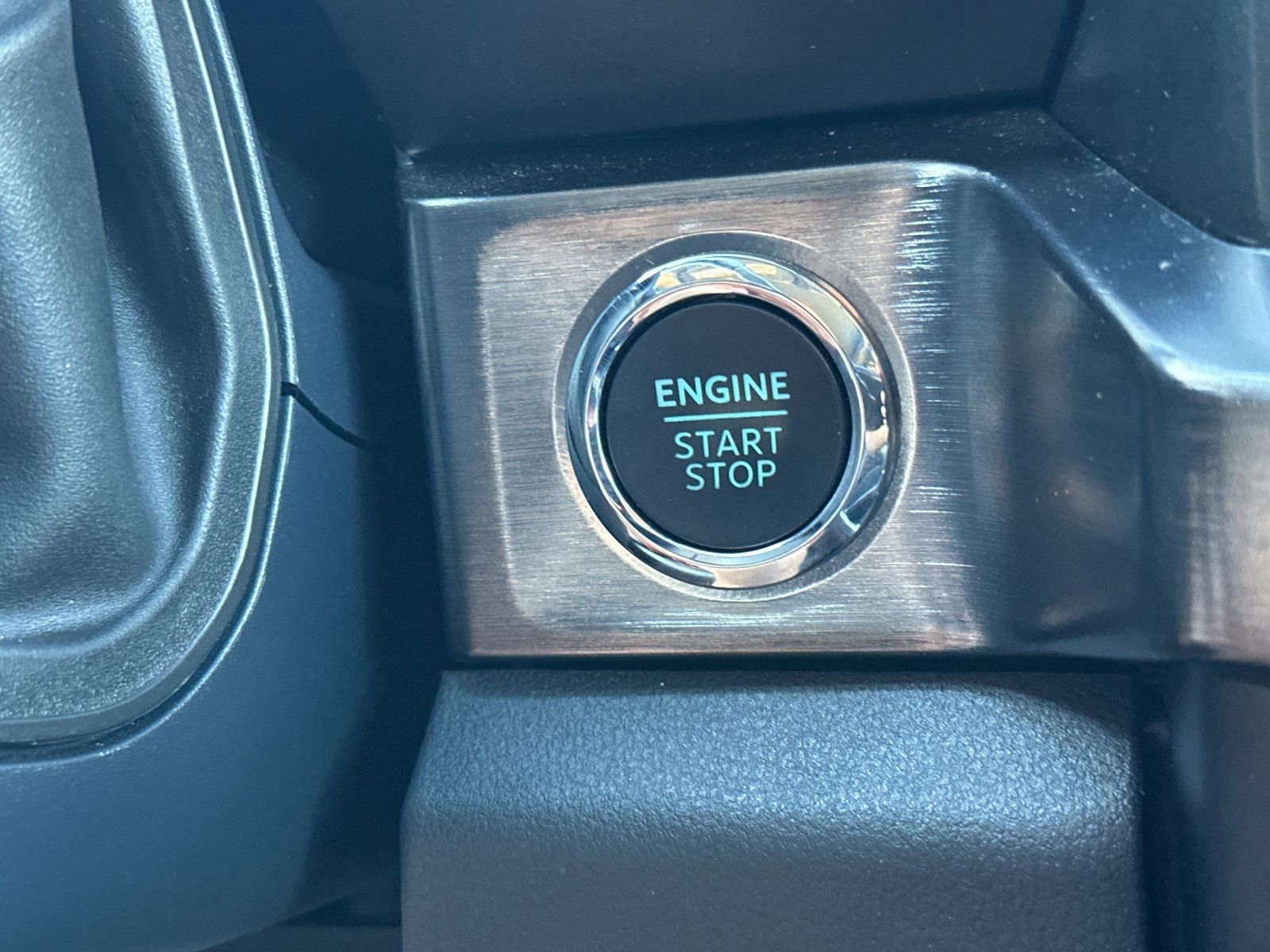 Used 2023 Ford F250 Lariat w/ Lariat Ultimate Package image 27