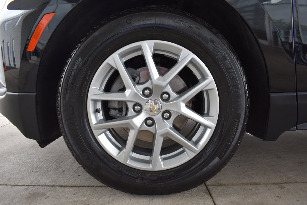 Used 2023 Chevrolet Equinox LT FWD image 14