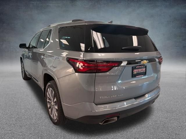 Used 2023 Chevrolet Traverse Premier image 9